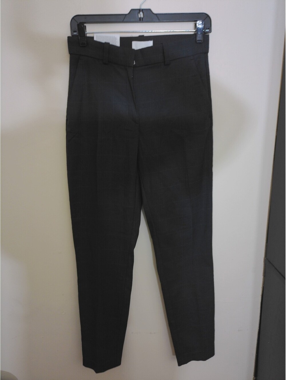 NWT H&M Womens Slacks Pants Size 6 Dark Gray Plaid Ankle Length Trousers